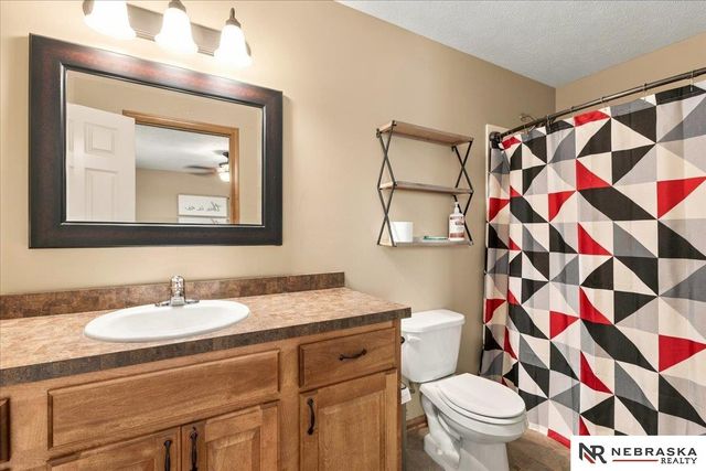 9629 Yellow Pine Road, Lincoln, NE 68505