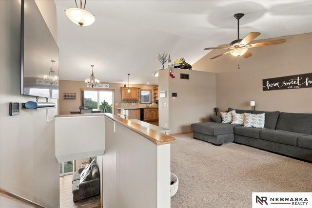9629 Yellow Pine Road, Lincoln, NE 68505