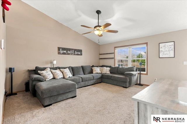9629 Yellow Pine Road, Lincoln, NE 68505