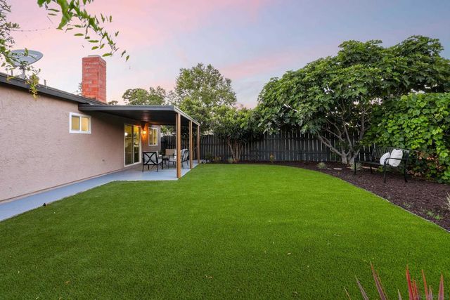 10108 Tres Lagos Ct, Spring Valley, CA 91977