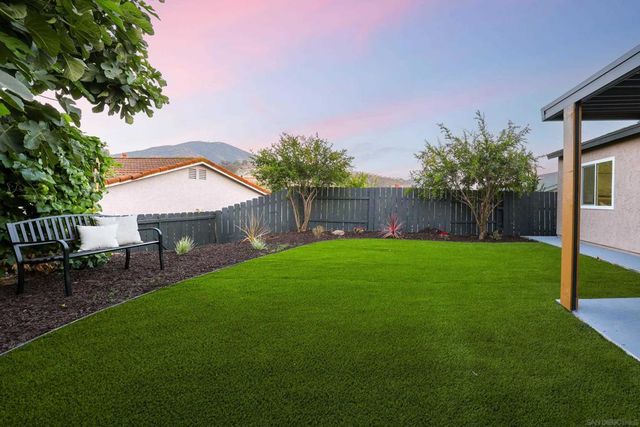 10108 Tres Lagos Ct, Spring Valley, CA 91977