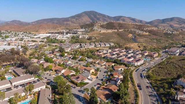 10108 Tres Lagos Ct, Spring Valley, CA 91977