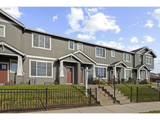 31160 Nw YORKSHIRE St, North Plains, OR 97133