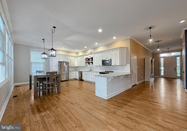 11625 BACHELORS HOPE CT, Issue, MD 20645