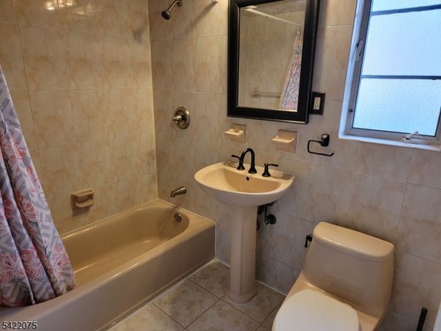 21 Troy Dr, Springfield Twp., NJ 07081