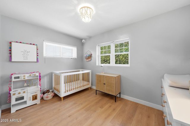 2406 E ELM Street, Phoenix, AZ 85016