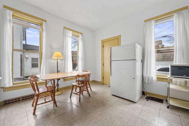 718 Lake AVENUE, Racine, WI 53403