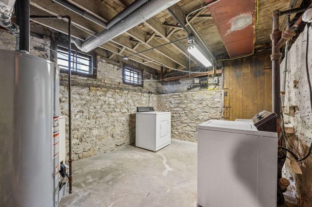 718 Lake AVENUE, Racine, WI 53403