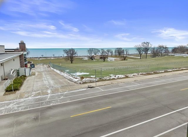 718 Lake AVENUE, Racine, WI 53403