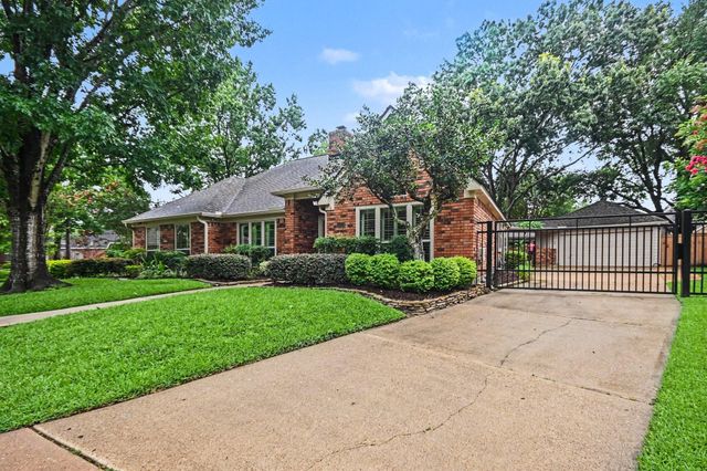15318 Brook Arbor Court, Houston, TX 77062