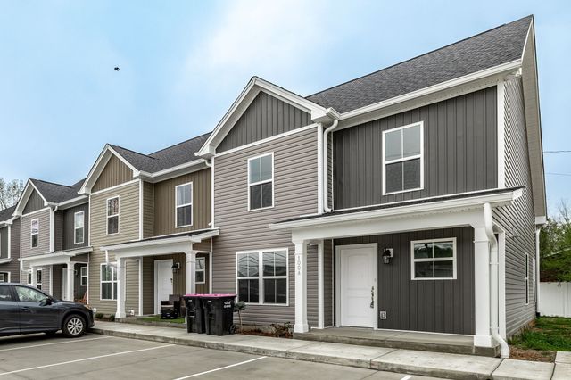 100 Billy Robb St Unit A, Greenbrier, TN 37073