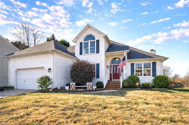 6303 S Oaken Gate DR, Suffolk, VA 23435