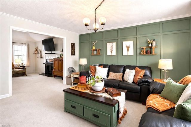 6303 S Oaken Gate DR, Suffolk, VA 23435