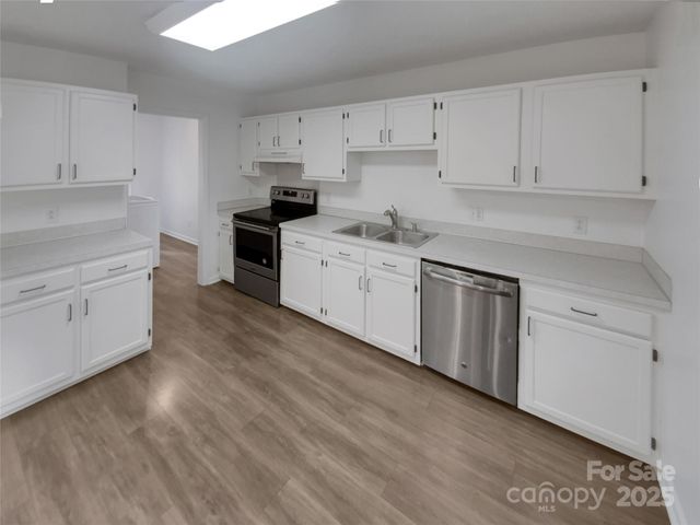 200 Meadow Wind Court, Monroe, NC 28110