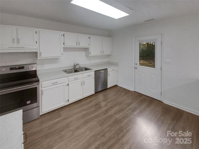 200 Meadow Wind Court, Monroe, NC 28110