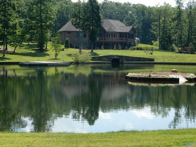 15 Winter Walk Way, Huntsville, AL 35803
