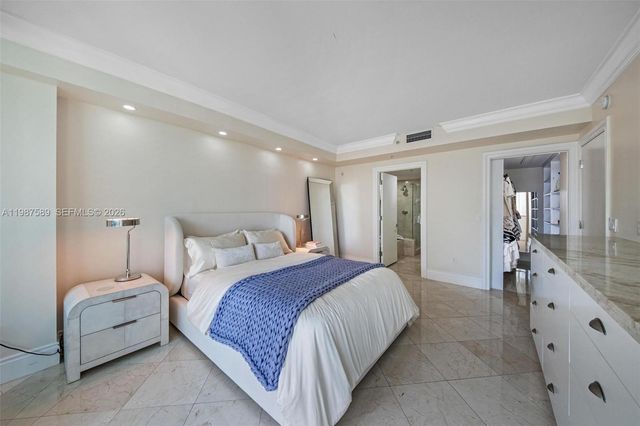 3400 SW 27th Ave 1706, Miami, FL 33133