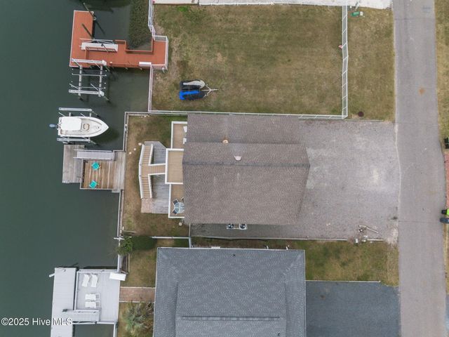 124 Starfish Drive, Supply, NC 28462