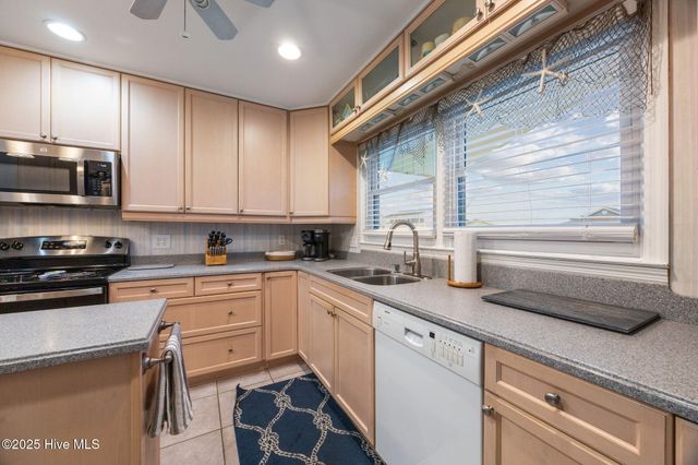 124 Starfish Drive, Supply, NC 28462