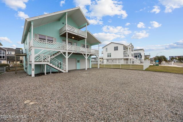 124 Starfish Drive, Supply, NC 28462