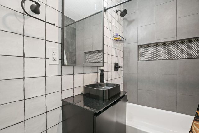 3071 Karl Road, Columbus, OH 43224