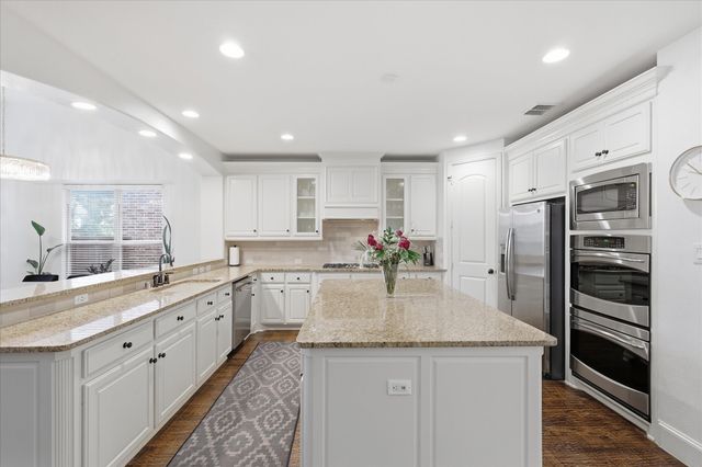 3047 Mitchell Way, The Colony, TX 75056