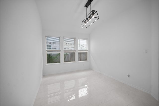 13710 Duro Bluff Drive, Cypress, TX 77429