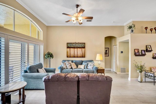 6171 Shadow Tree Lane, Lake Worth, FL 33463