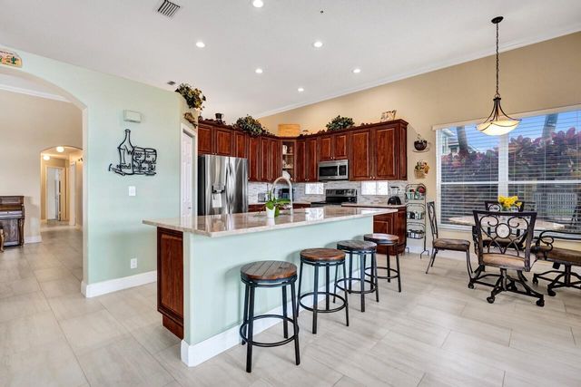 6171 Shadow Tree Lane, Lake Worth, FL 33463