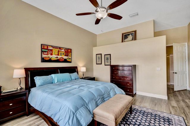 6171 Shadow Tree Lane, Lake Worth, FL 33463