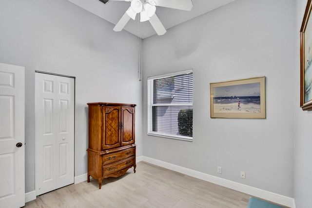 6171 Shadow Tree Lane, Lake Worth, FL 33463