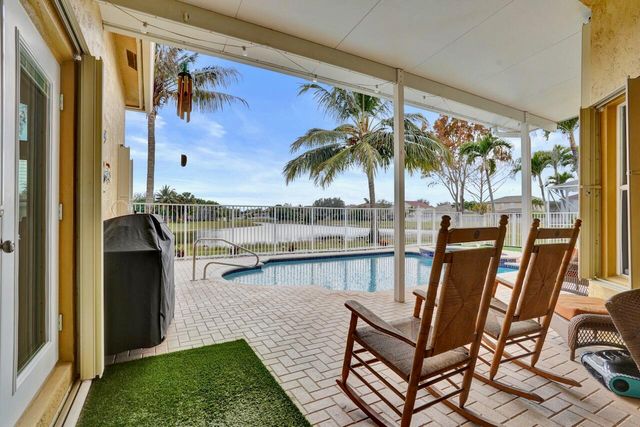 6171 Shadow Tree Lane, Lake Worth, FL 33463