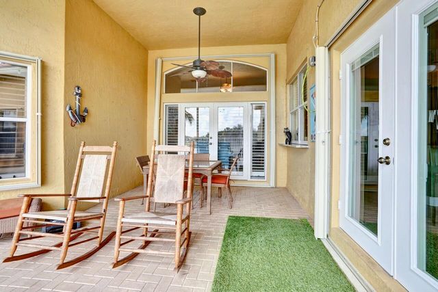 6171 Shadow Tree Lane, Lake Worth, FL 33463