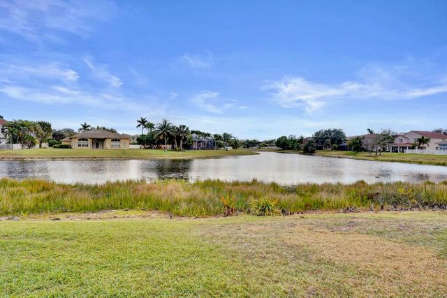 6171 Shadow Tree Lane, Lake Worth, FL 33463