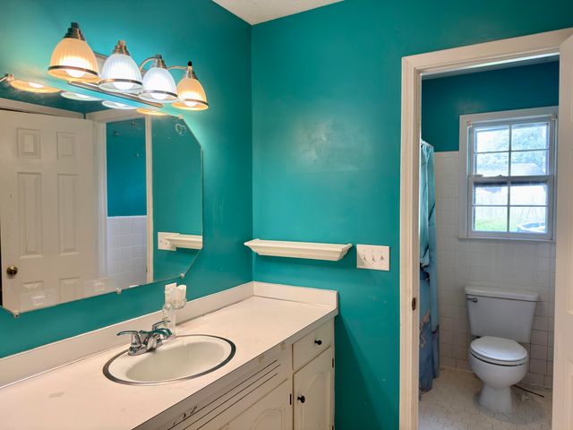 1240 Devonshire Drive, Sumter, SC 29154