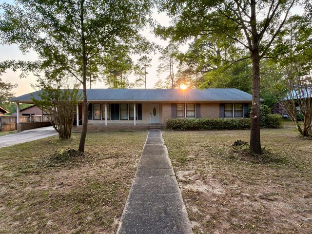 1240 Devonshire Drive, Sumter, SC 29154