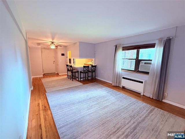 3020 Edwin Avenue 2C, Fort Lee, NJ 07024