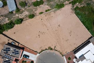 466 DENNIS Court NE, Los Lunas, NM 87031