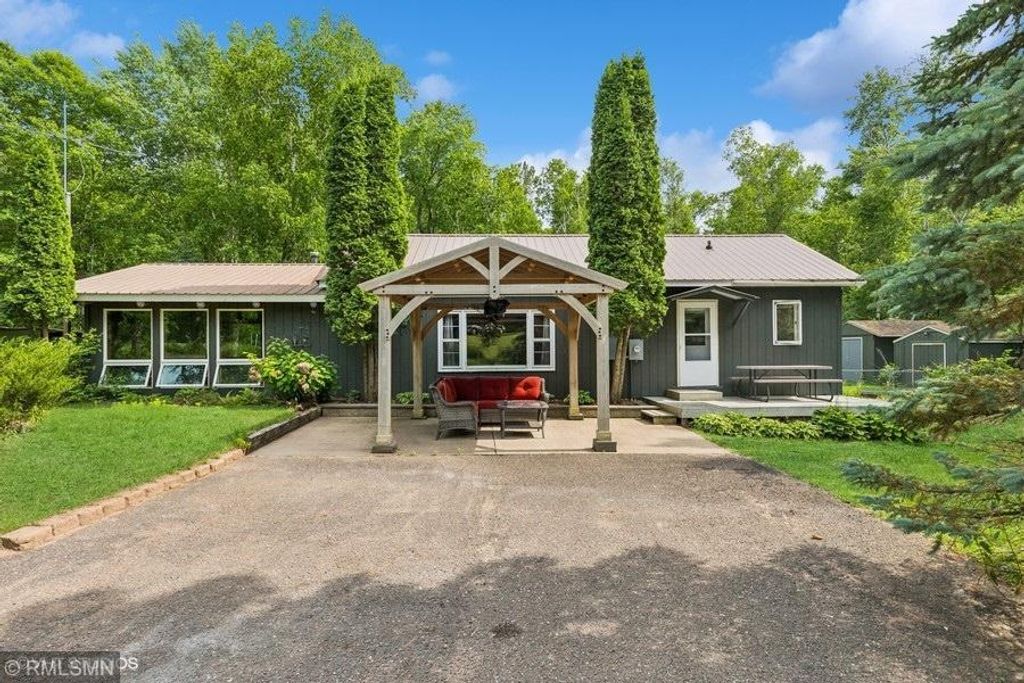 2818 Wilson Avenue, Sterling Twp, WI 54024