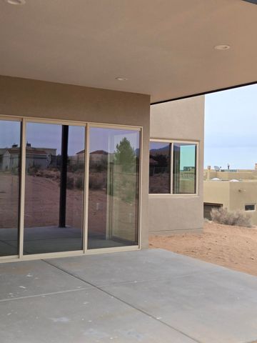 6704 Vatapa Road NE, Rio Rancho, NM 87144