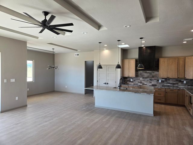 6704 Vatapa Road NE, Rio Rancho, NM 87144