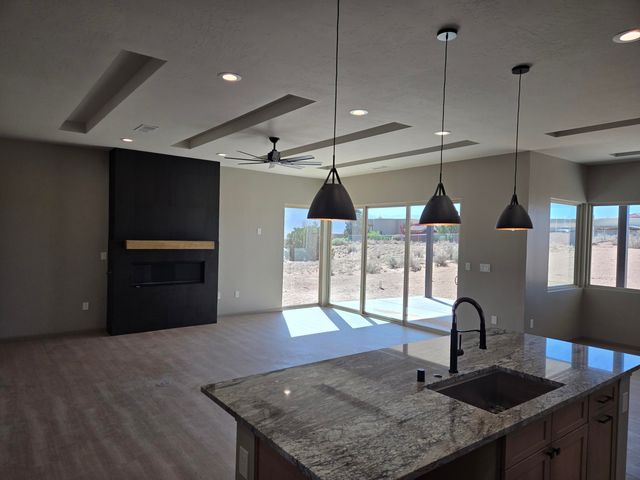 6704 Vatapa Road NE, Rio Rancho, NM 87144