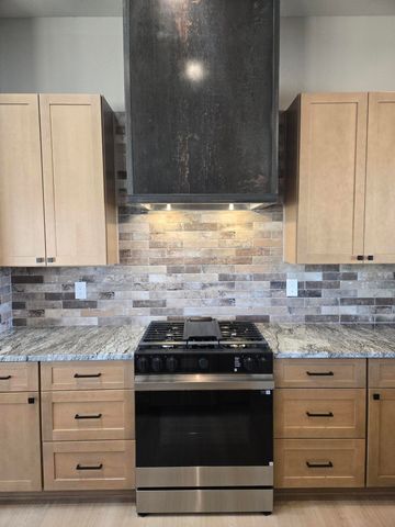 6704 Vatapa Road NE, Rio Rancho, NM 87144
