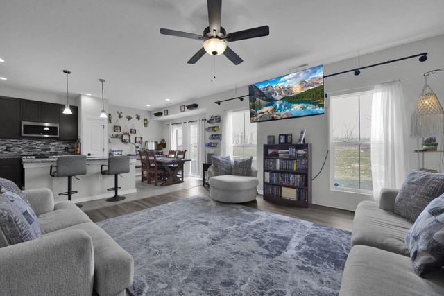 345 Lenell Loop, Delaware, OH 43015