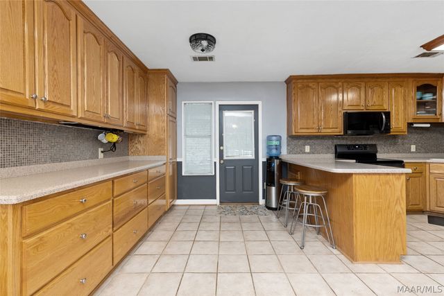 555 Shady Acres Drive, Titus, AL 36080