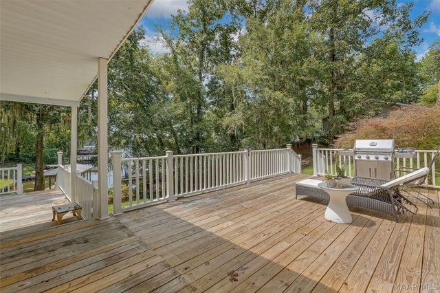 555 Shady Acres Drive, Titus, AL 36080