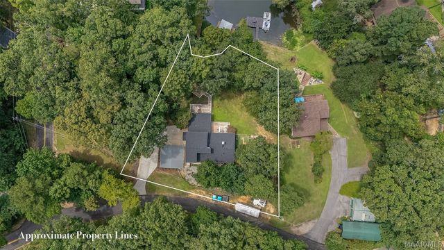 555 Shady Acres Drive, Titus, AL 36080