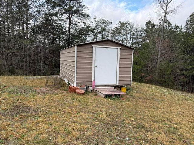 195 Seabolt Hollow Road SE, Fairmount, GA 30139