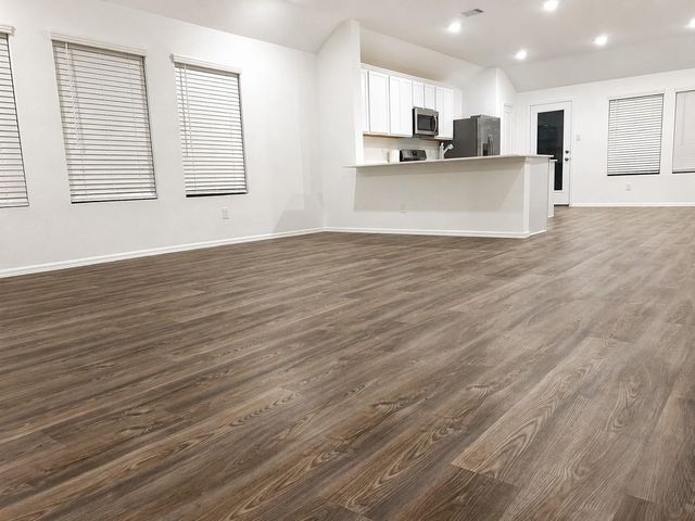 7927 Eagle Creek Ln, Richmond, TX 77469