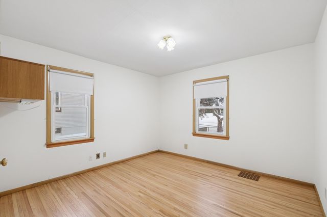 3304 Yukon Avenue S, Saint Louis Park, MN 55426